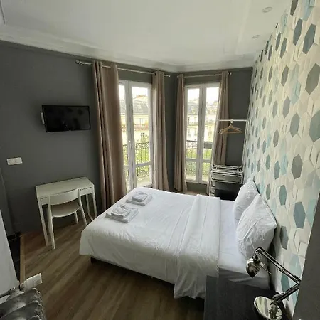 Hotel Le17 Furnished Paris