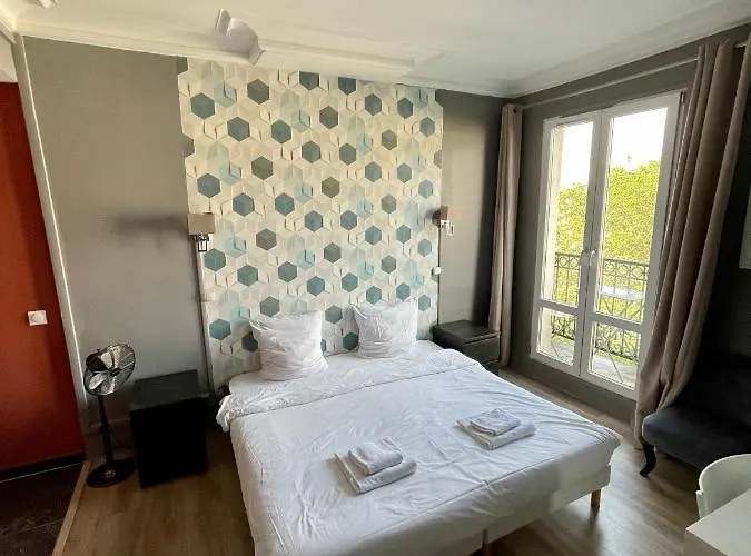 Hotell Le17 Furnished