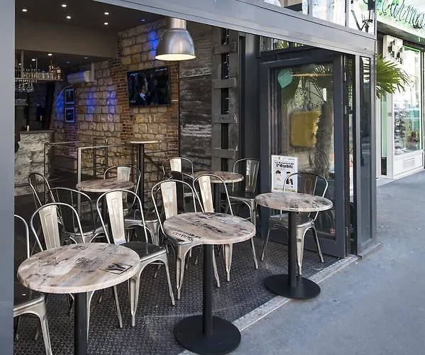 Le17 Furnished Hotell