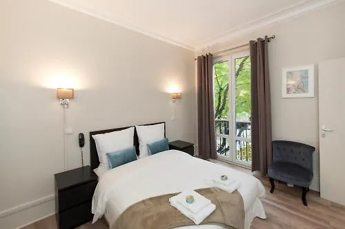 Le17 Furnished Hotell