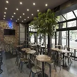 Le17 Furnished 2* Párizs