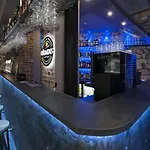 Le17 Furnished Szálloda 2*