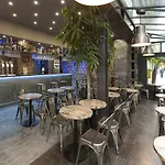 Le17 Furnished Szálloda 2*